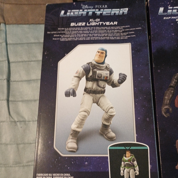 Toy Story 4 12 inch Izzy Hawthorne and Buzlightyear - Picture 7 of 7